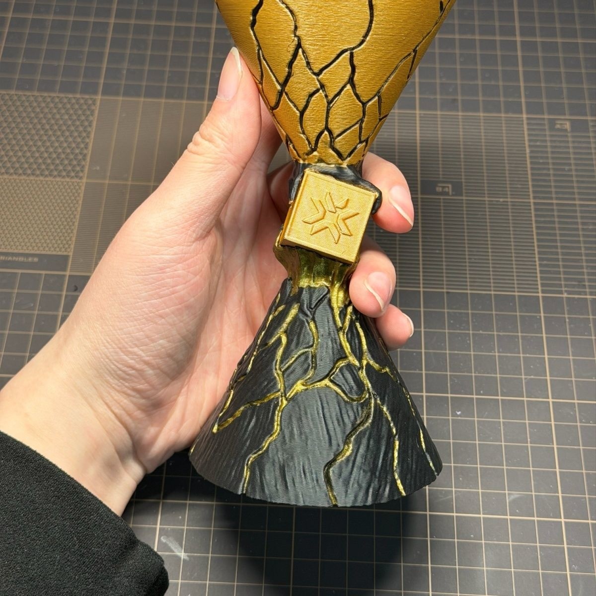 2025 발로란트 e스포츠 챔피언스 토너먼트 트로피 3 - Esports Gaming Trophy 리뷰 및 가격